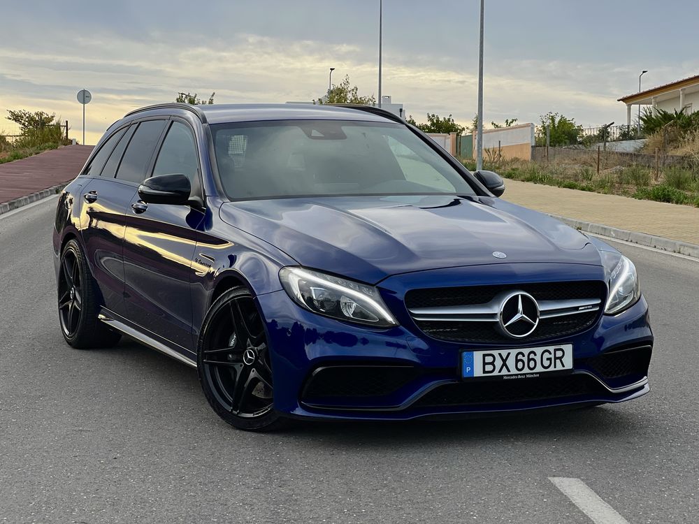 Mercedes-benz C63 AMG 4.0 V8 Bi-turbo de 476cv