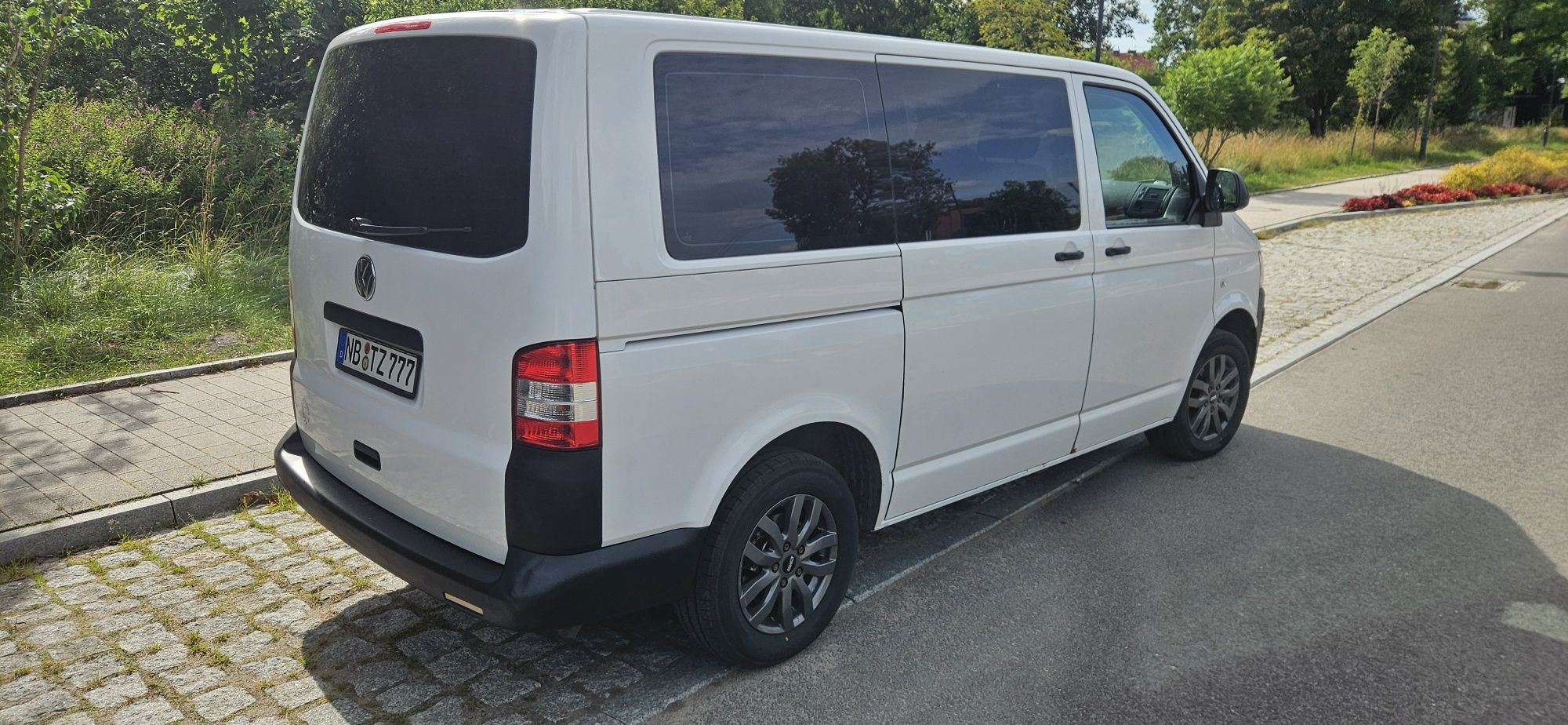 Volkswagen Transporter T5 2010r