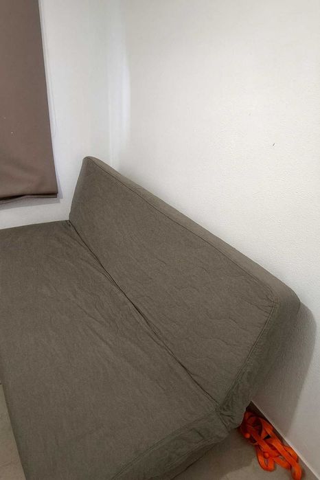 Sofá-Cama Cinza Como Novo