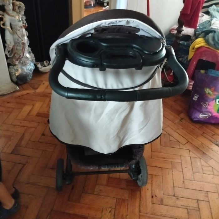 Carinho de bebe da CHICCO como novo