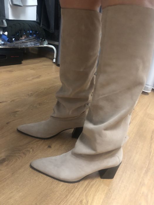 Замшеві козаки,сапоги Zara, бежеві