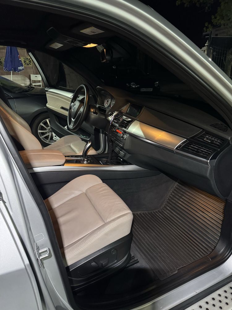 BMW X5 E 70 2013 год , рестайлинг ( две турбины)