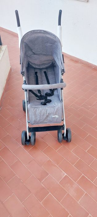 Carrinho de bebê (Como novo)