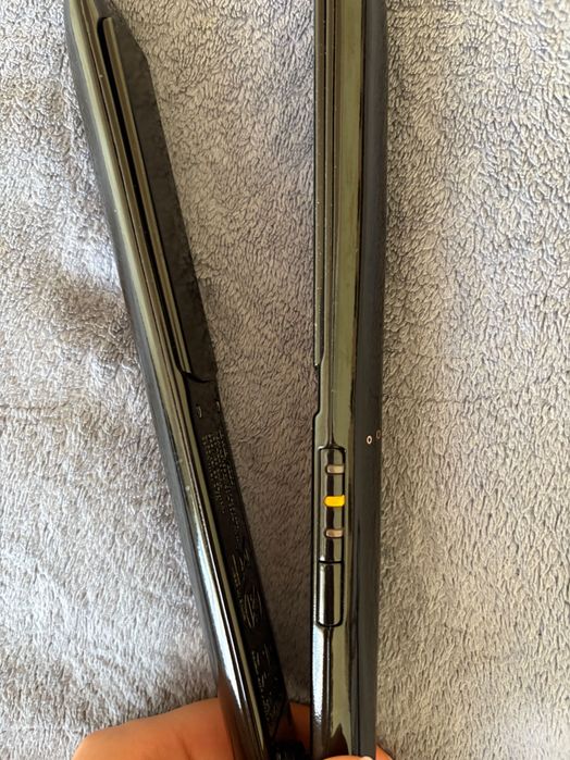 Вирівнювач волосся Babyliss ST250E