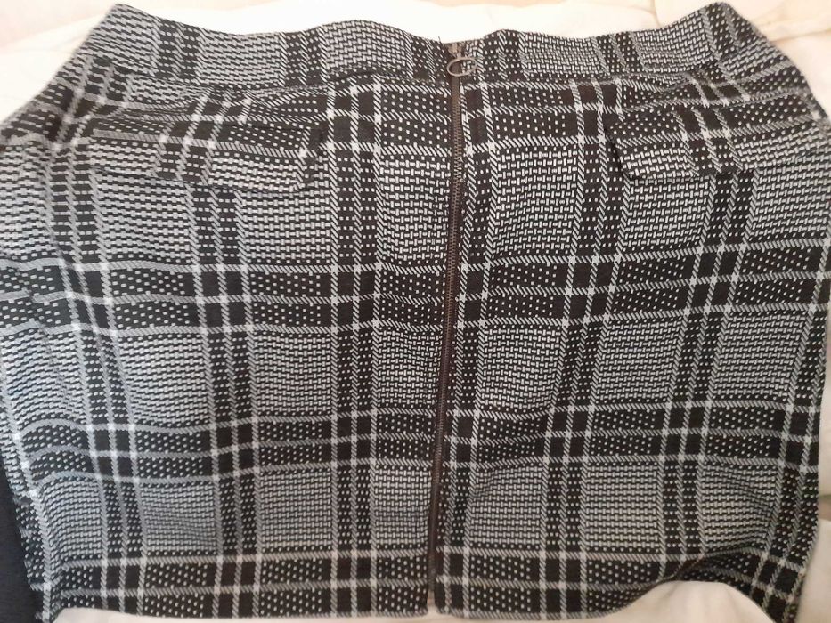 Юбки женские 50 и 52 р.