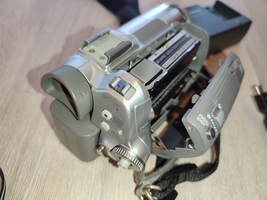 Відеокамера Panasonic NV-GS 180