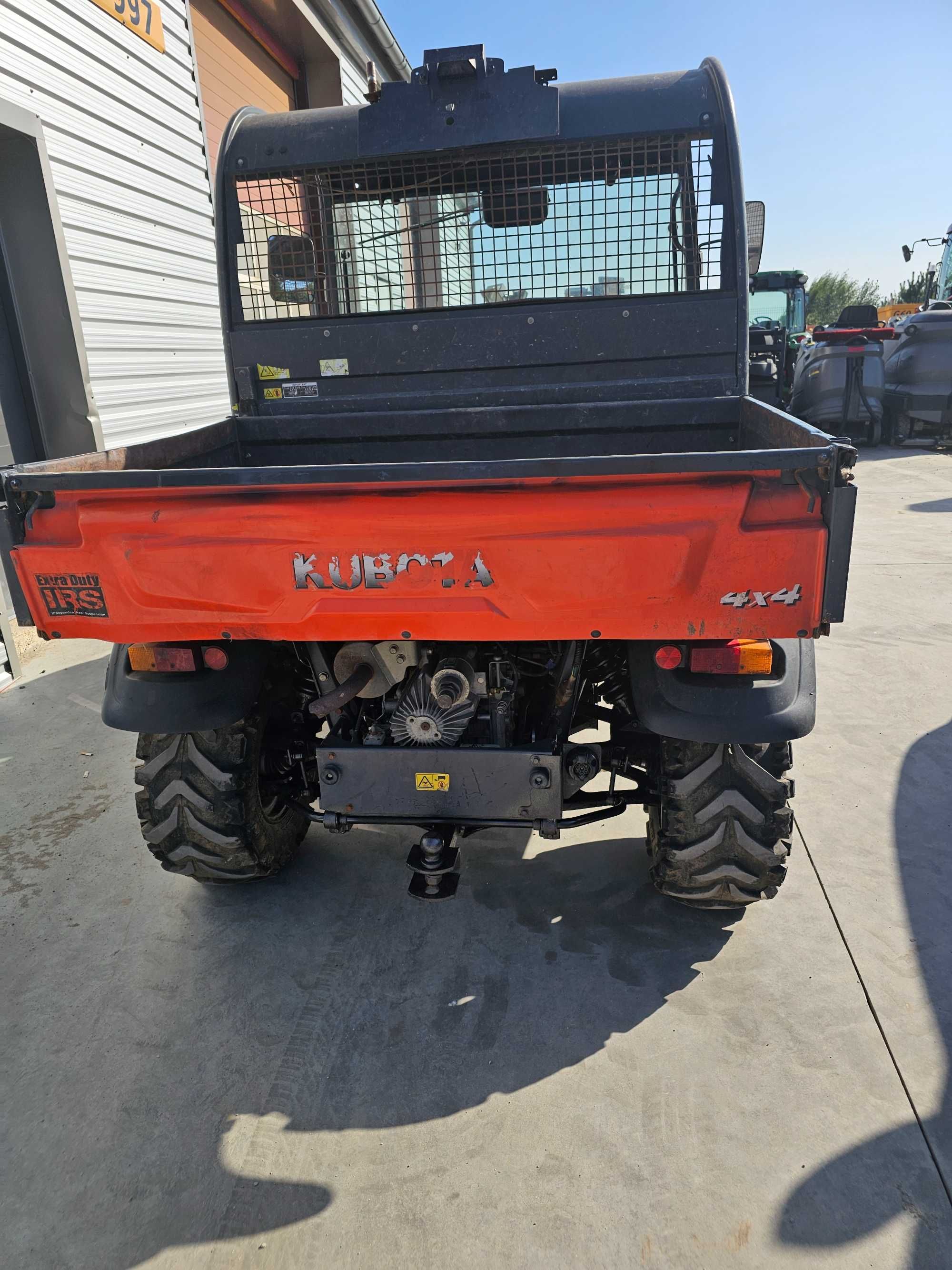 Kubota RTVX 900   4x4