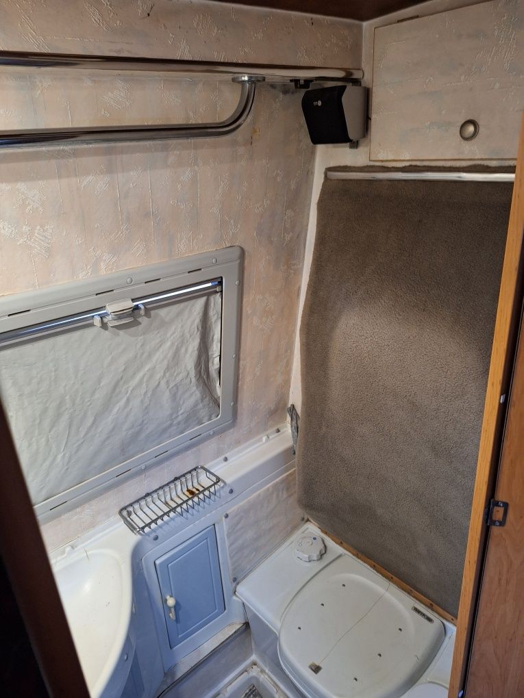 Kamper camper van wynajem wynajmę wypożyczę wypożyczalnia campervan
