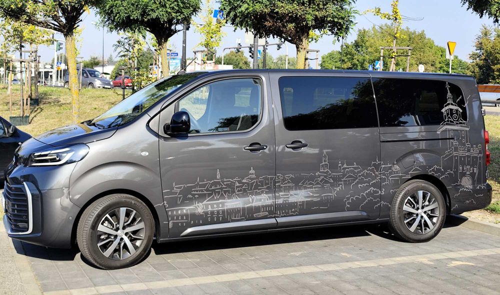 BUS9 Lublin - wynajem busa z kierowcą, licencja