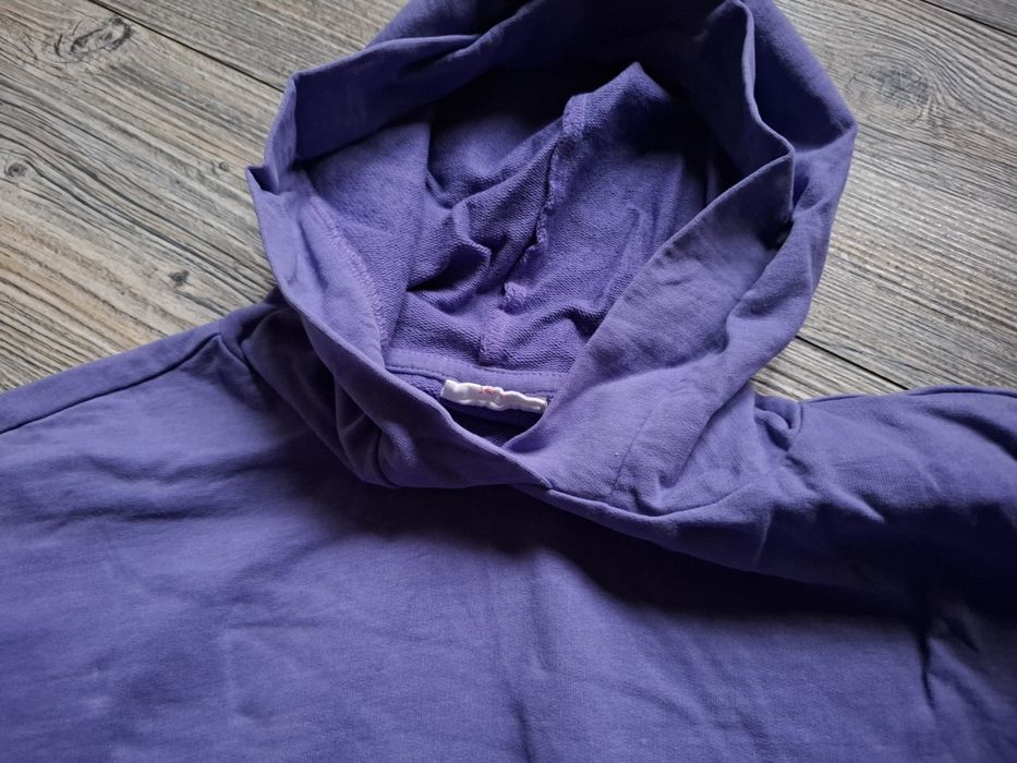 Bluzka dresowa z kapturem 140