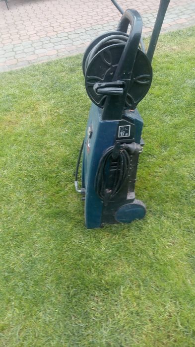 Myjka ciśnieniowa Einhell  niesprawna. Silnik na chodzie