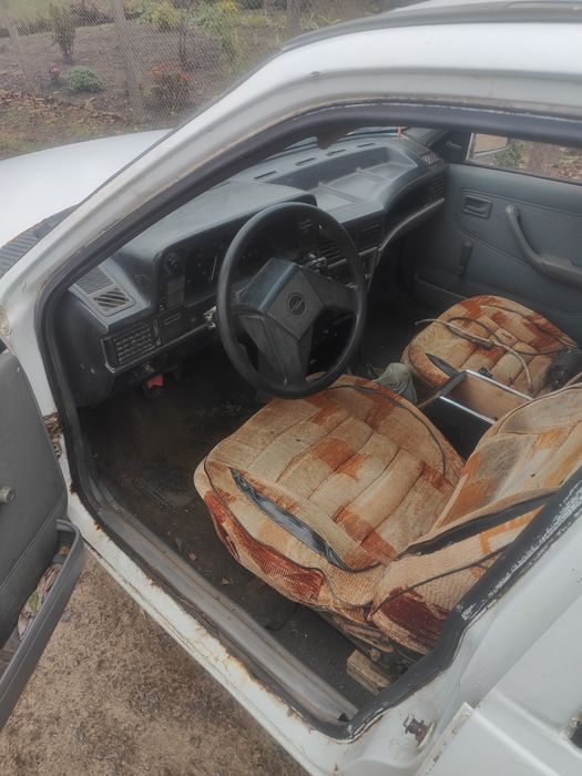 Продам Опель кадет