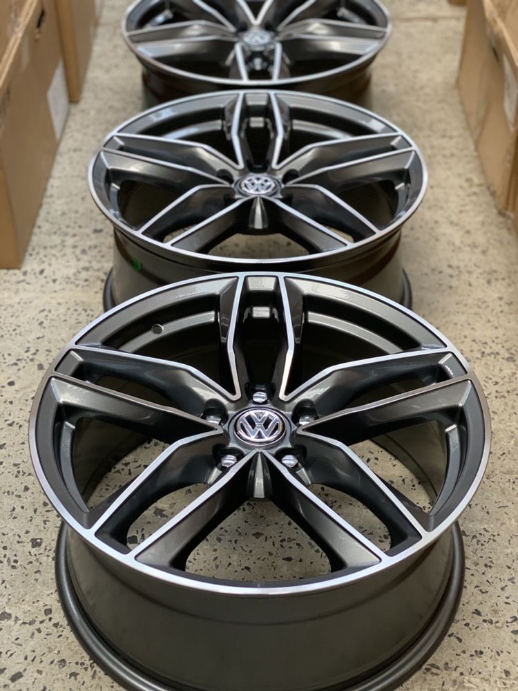 Диски Нові R18/5/112 Volkswagen Passat Jetta Tiguan Golf Touran