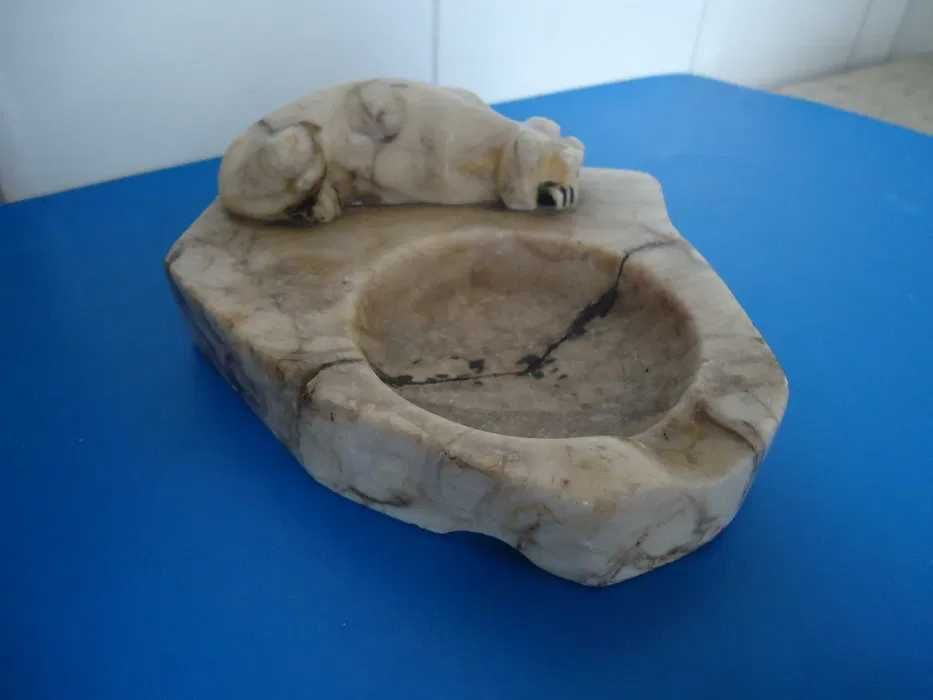 popielniczka alabaster,marmur,sygnatura,III Rzesza,antyk, militaria