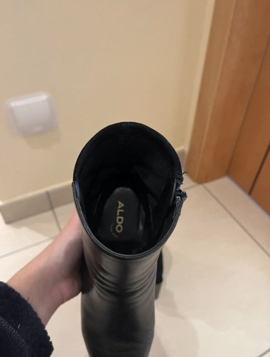 Botins em pele Aldo