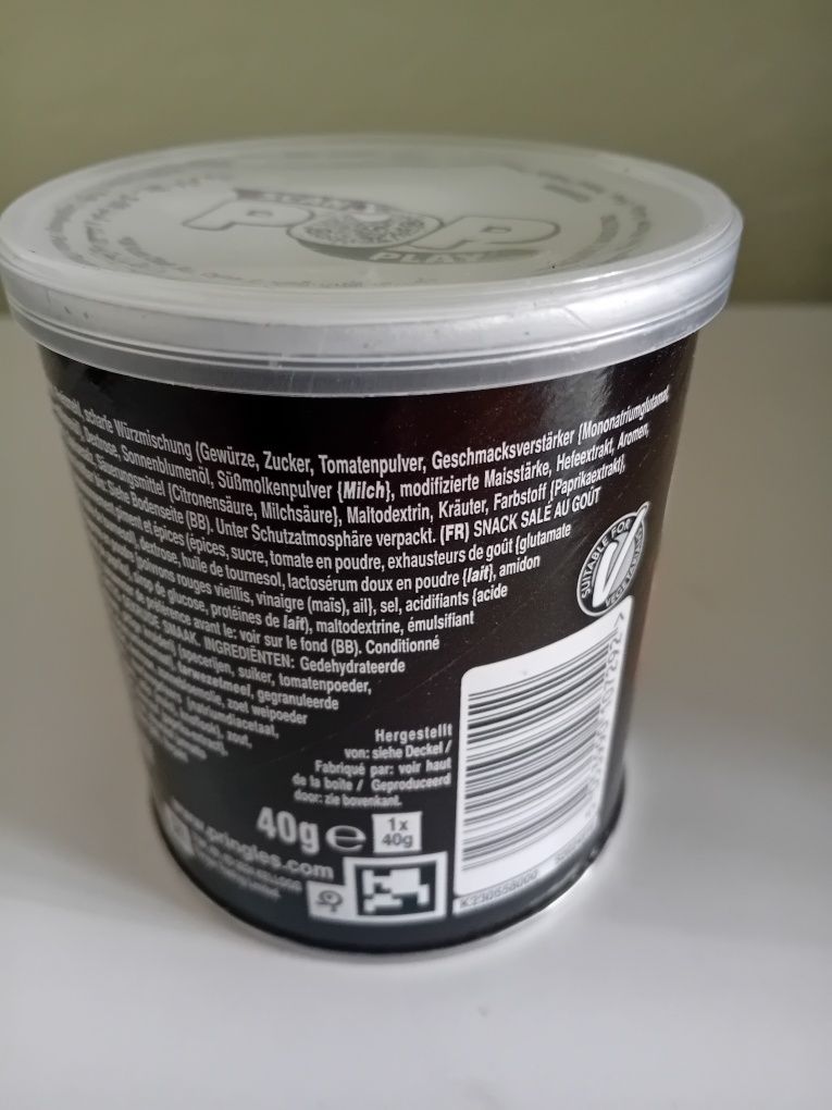 Chipsy PRINGLES hot & spice 8 sztuk 40g.