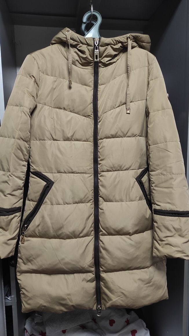 Зимова курточка, розмір s