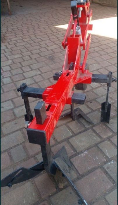 Культиватор міжрядного обробітку