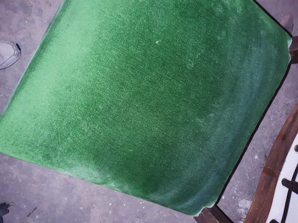 Mesa com 6 cadeiras