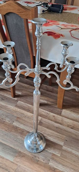 Sprzedam wysoki świecznik piękny , 103 cm