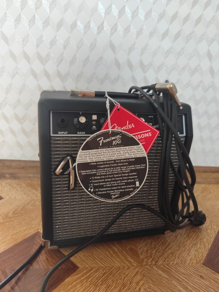 Комбоуселитель Fender