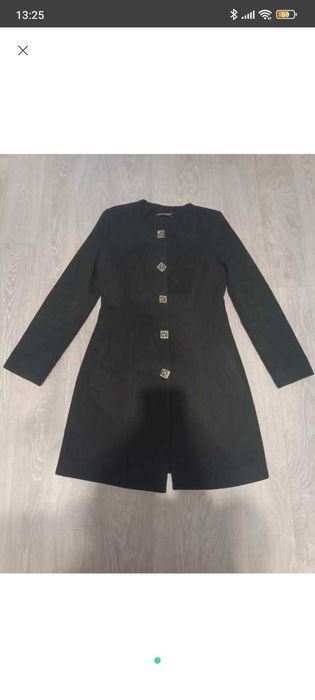 Пальто демісезонне р.S (42)