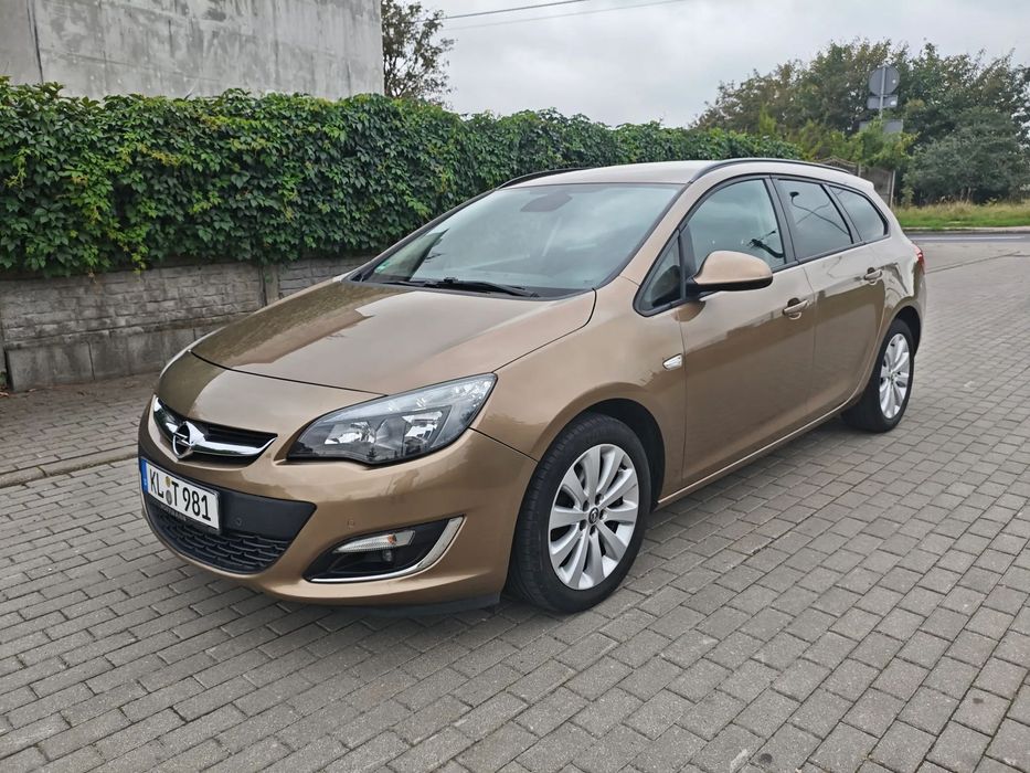 Opel Astra J IV Sports Tourer 1.4 Turbo*120KM*2013R*176TKM*Do końca serwis*