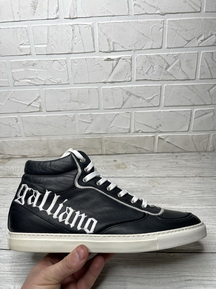 Крутые кожаные высокие мокасины galliano