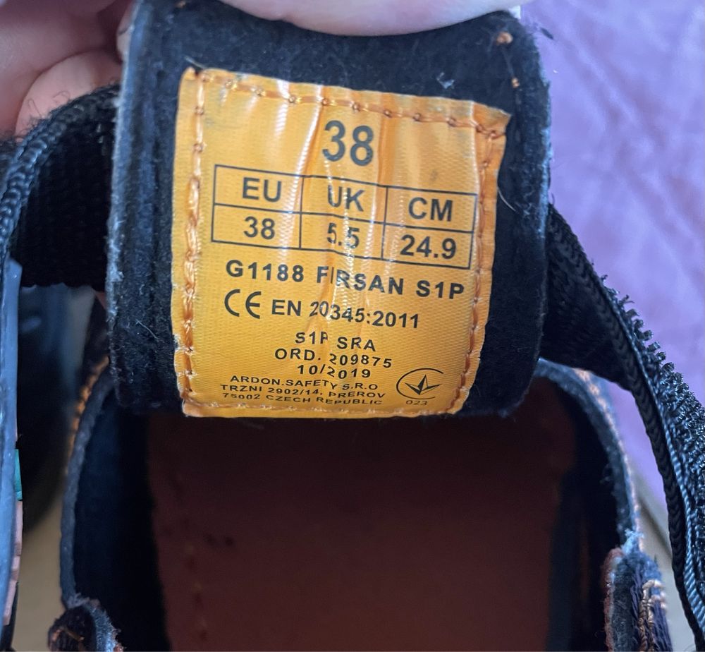 Sandały bezpieczne skórzane z podnoskiem metalowym,  38 - FIRSTY