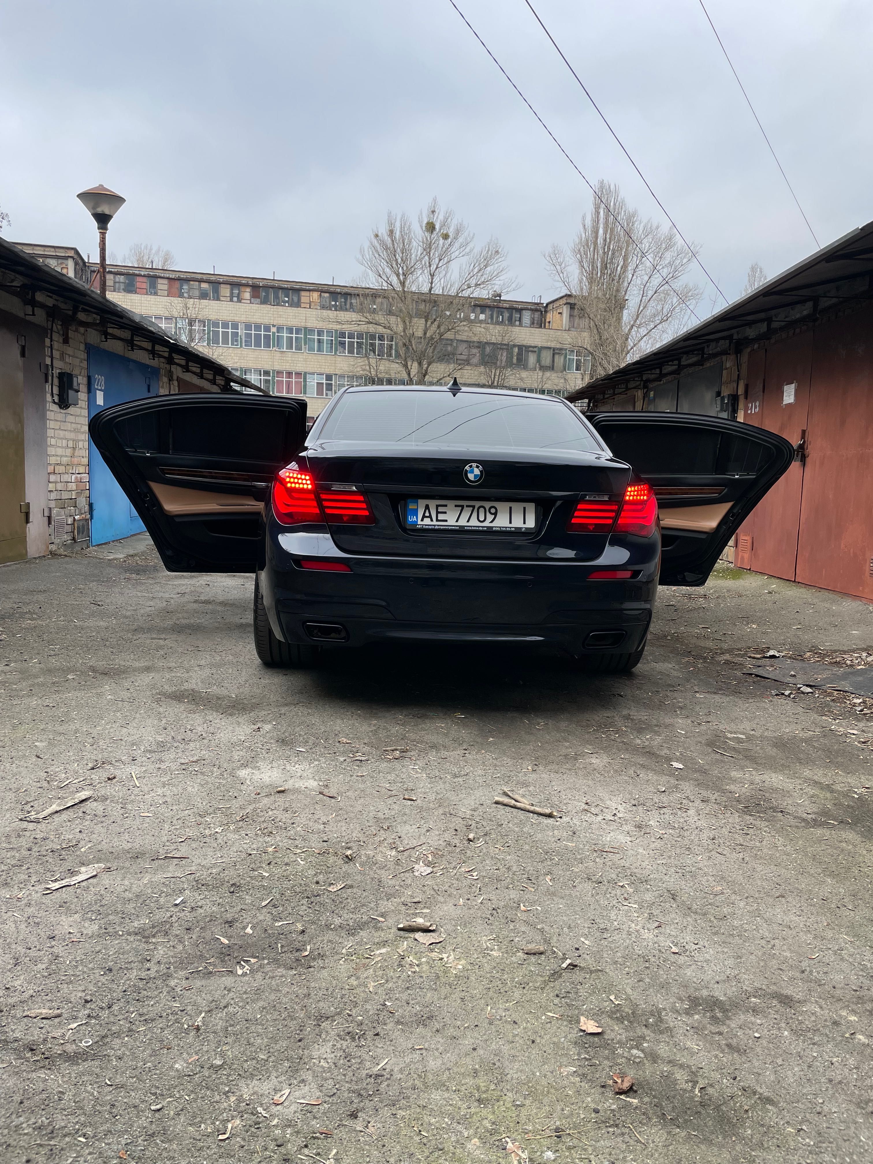 BMW 740 I long . M