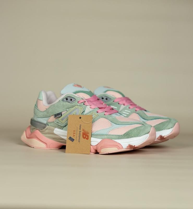 Жіночі кросівки New Balance 9060 light Green Pink