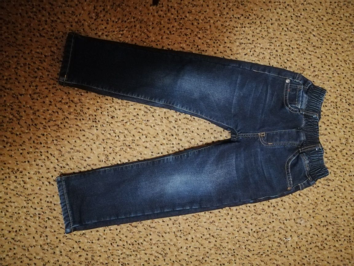 Продам утепленные джинсы