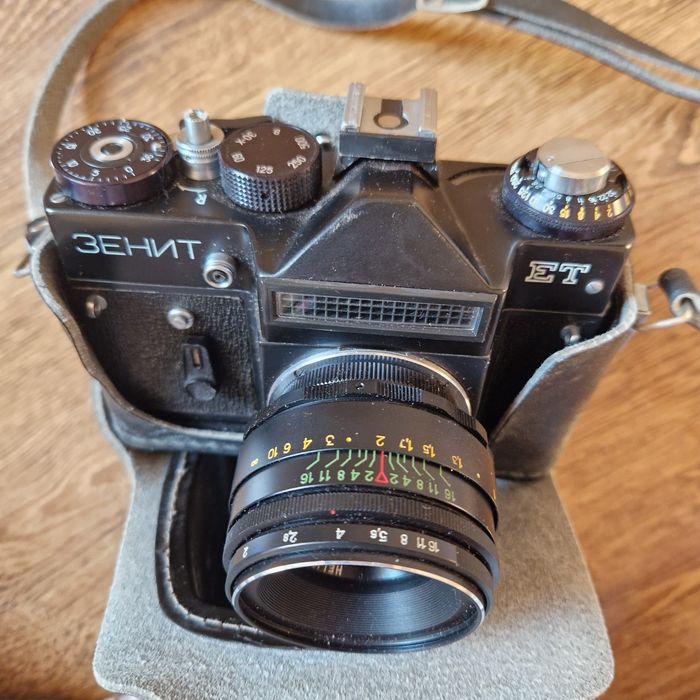 Фотоапарат ЗЕНІТ ЗЕНИТ ZENIT з об'єктивом