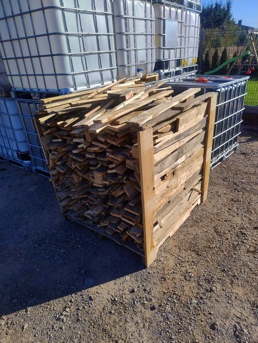 Drewno opałowe sprzedam 100 zł 120 x120