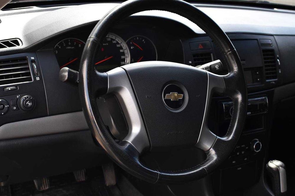 Авто Chevrolet Epica 2.0, 2006р. бензин, обмін [Перший внесок від 15%)