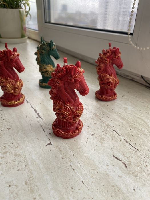 Свічка кінь- стивол 2026 року. Новий рік подарунок