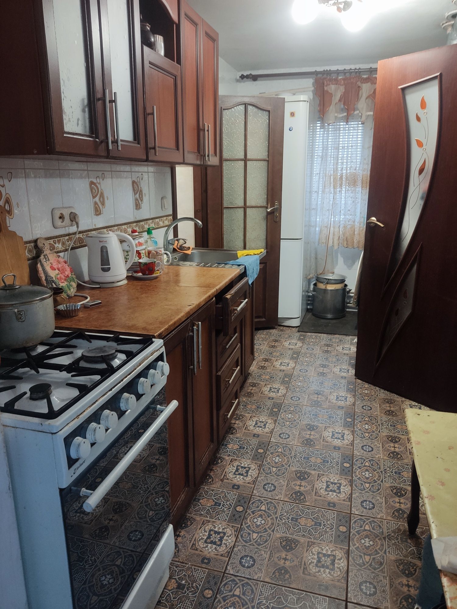 Продам будинок квартирного типу пошти у центрі Чугуїва
