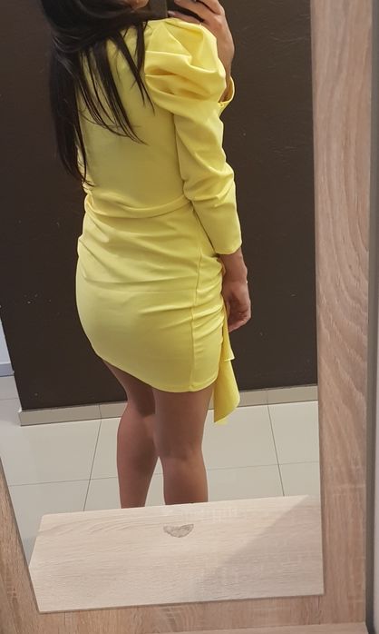 Sukienka mini koktajlowa
