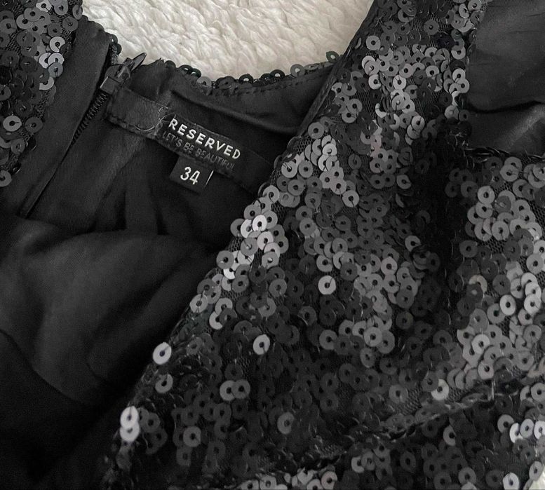 Reserved sukienka na ramiączkach czarna w cekiny 34 xs