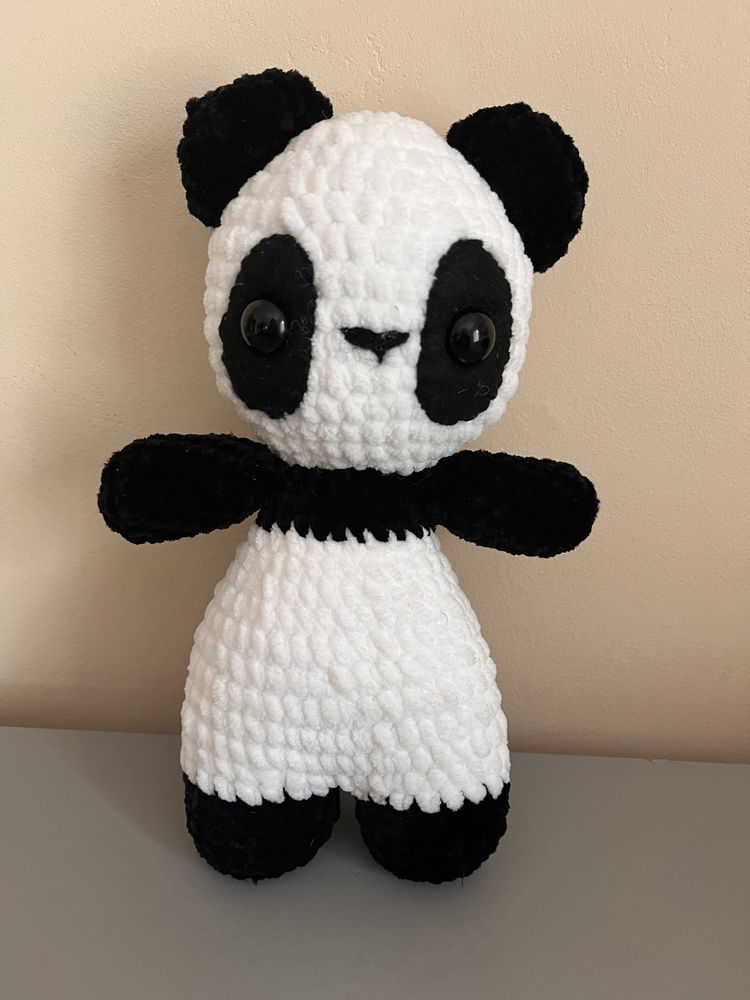 Maskotka panda z włóczki, handmade