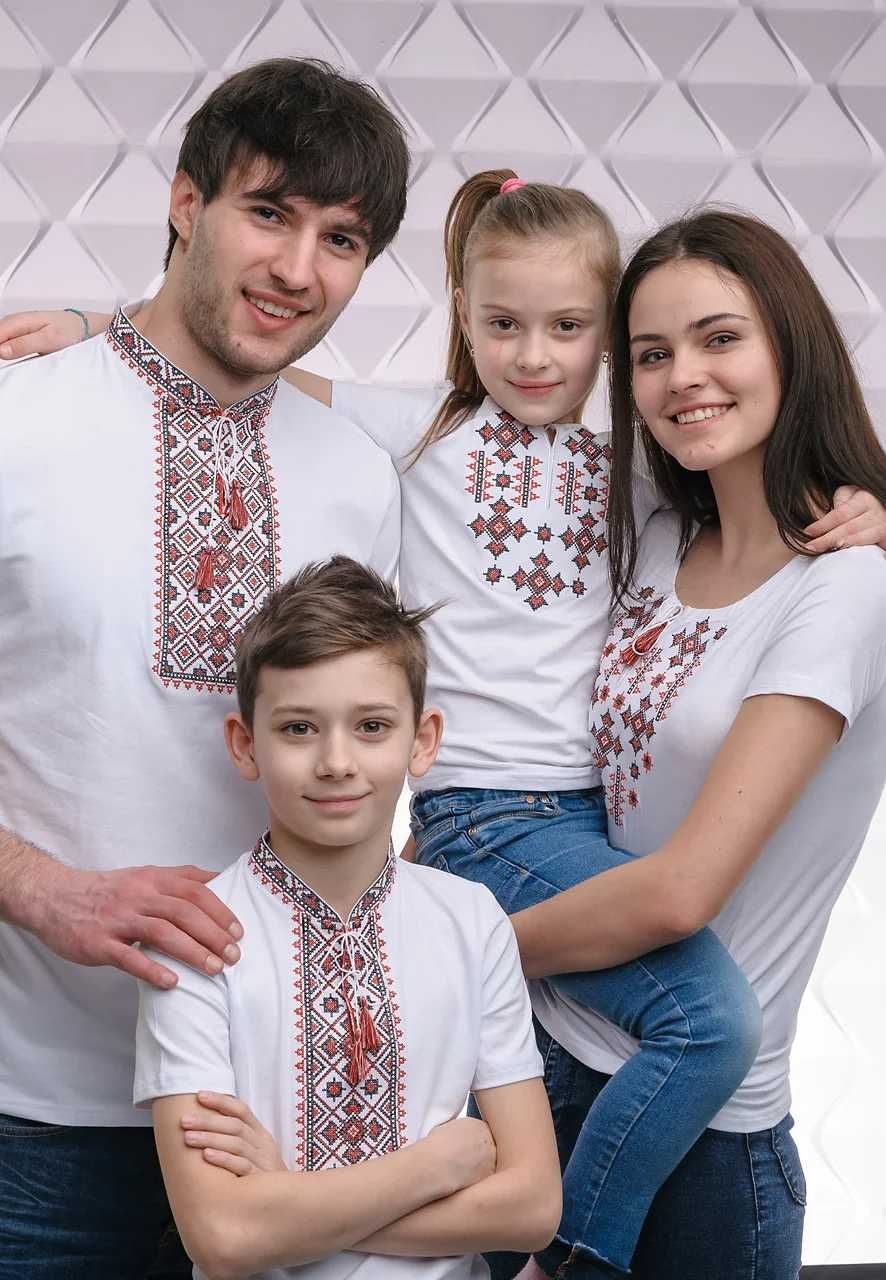 Футболки вишиванки сімейні, комплект вишиванок 3шт