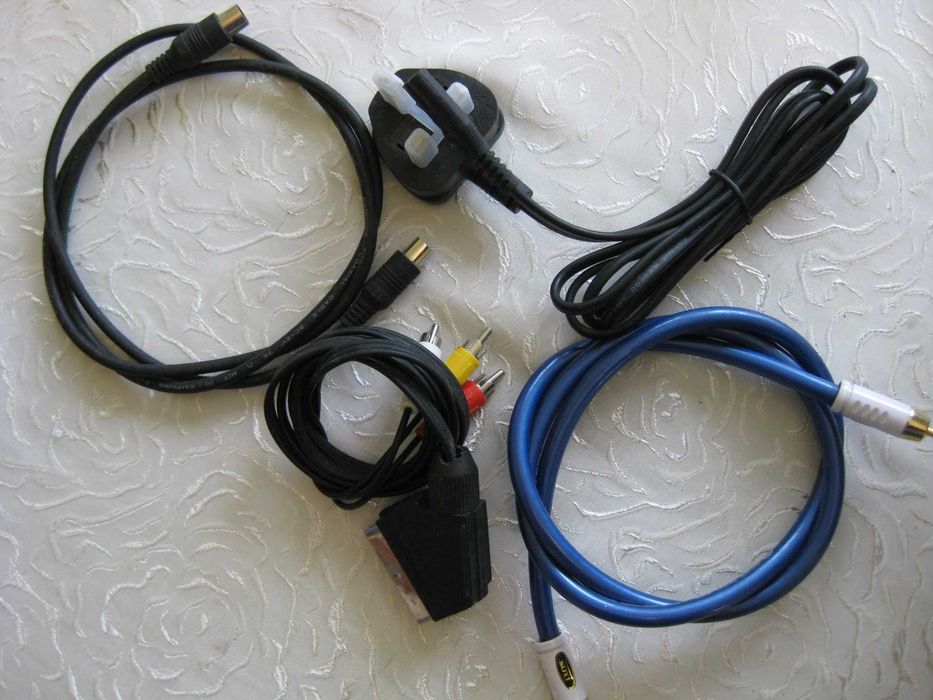 Кабелі з"єднувальні для електроникі.