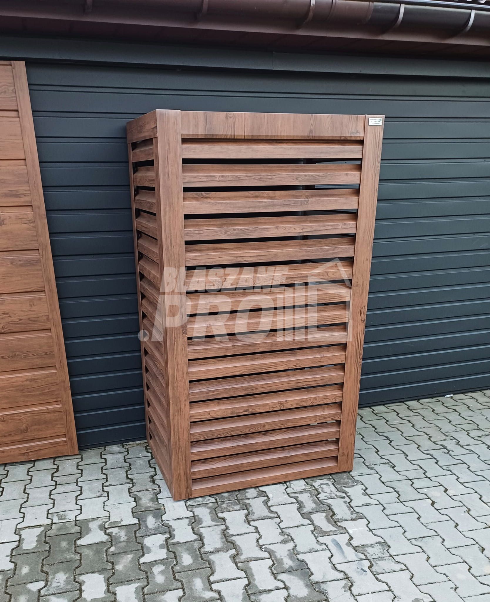Osłona pompy ciepła 70x40x190 cm ciemny orzech GP316