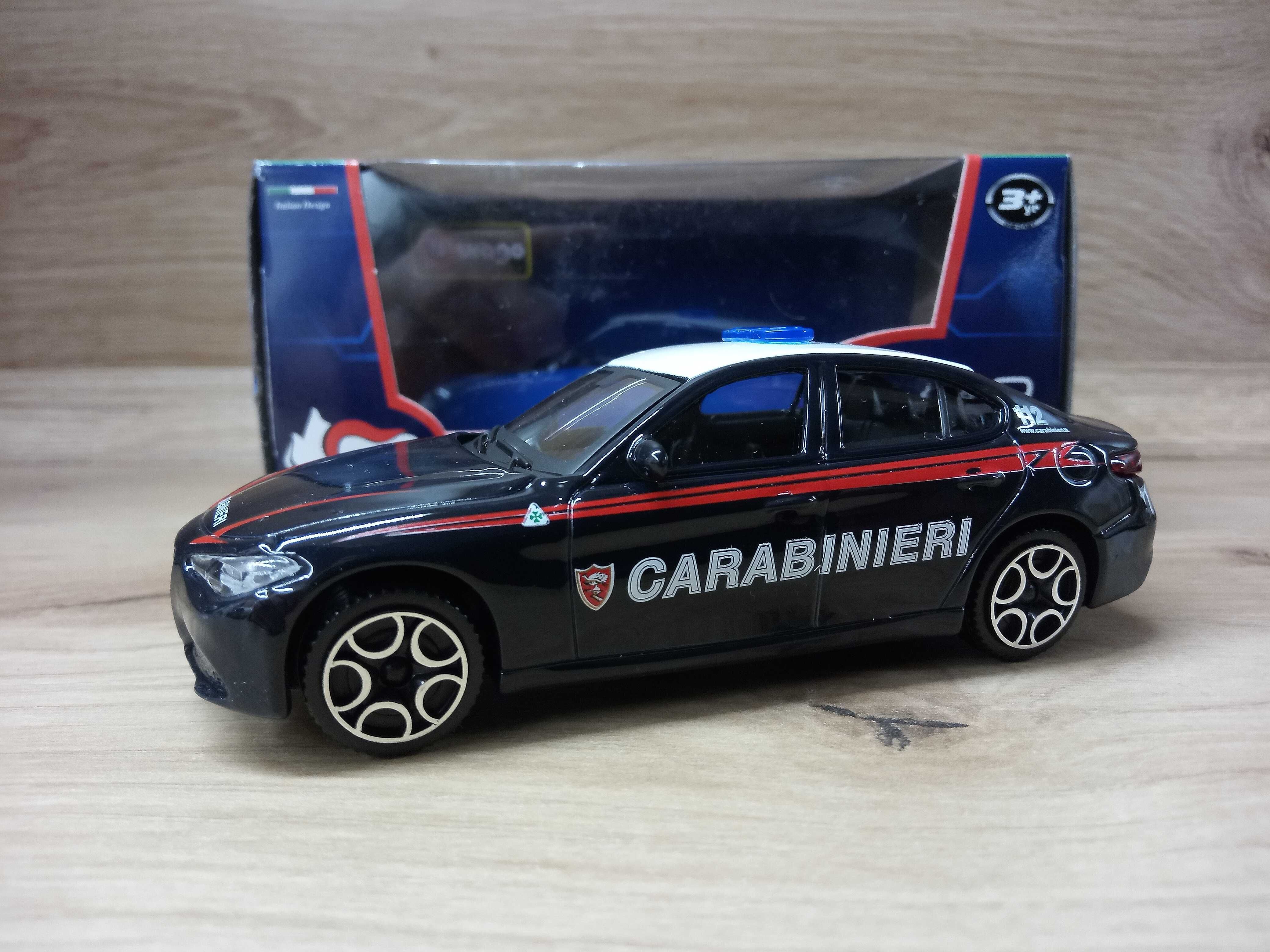 Bburago Alfa Romeo Giulia Polizia 1/43 1:43 Carabinieri model burago