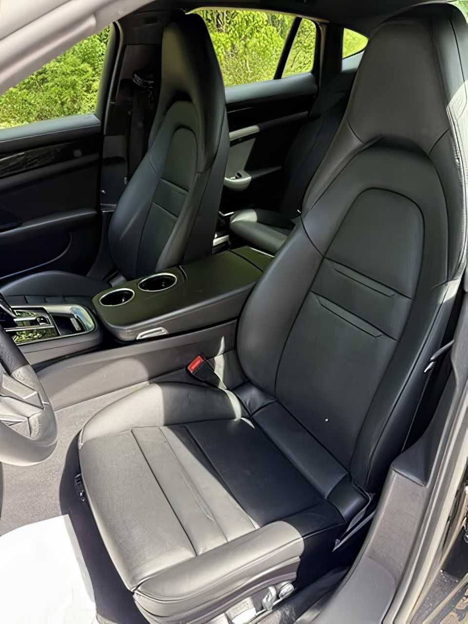 2018 Porsche Panamera