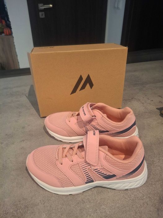 Buty dziewczęce rozmiar 35
