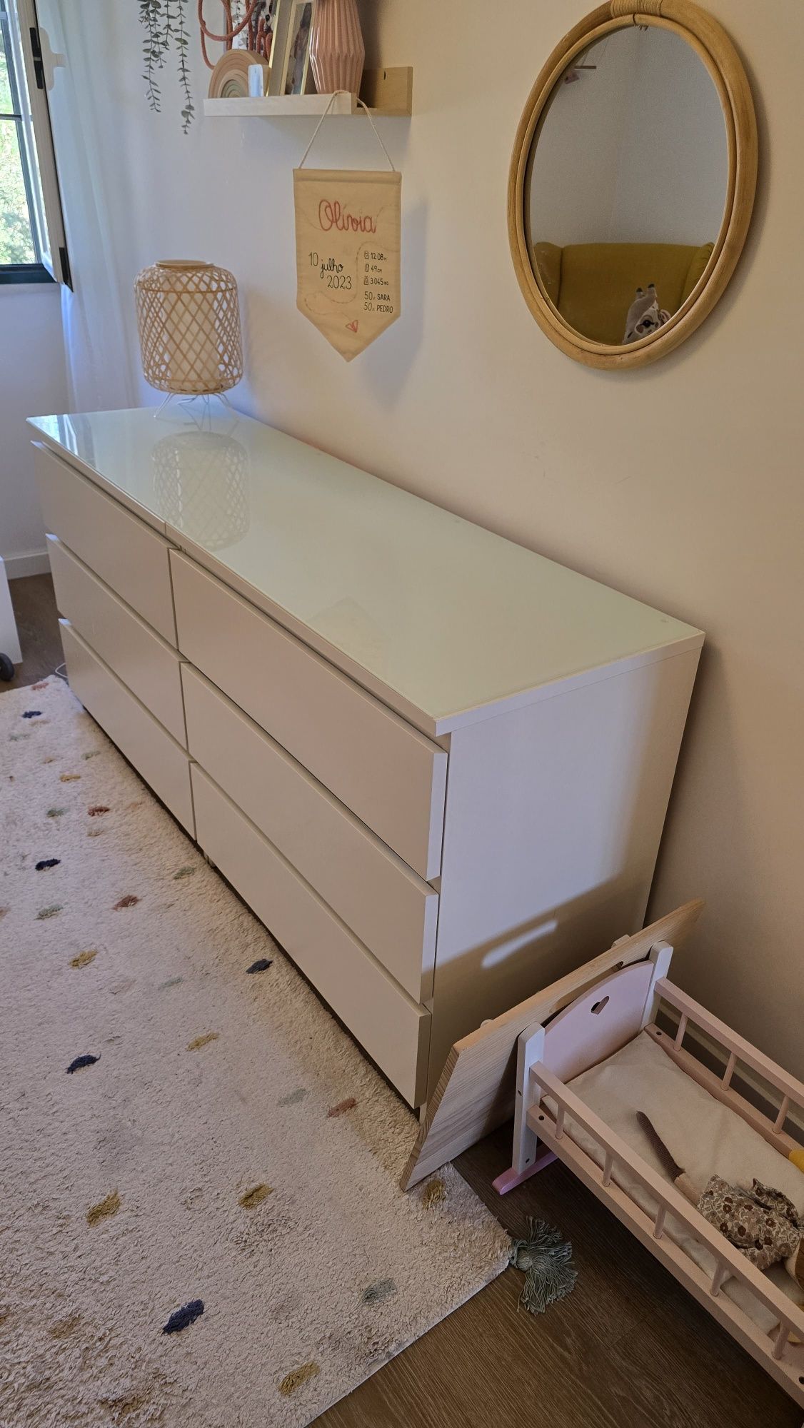 2 Cómodas malm com vidro
