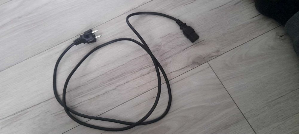 ДБЖ Безперебійник ( безперебойник) APC 750