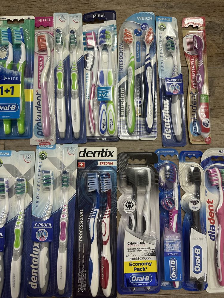 Зубная щетка Oral B, Colgate, Dentalux, Dentix