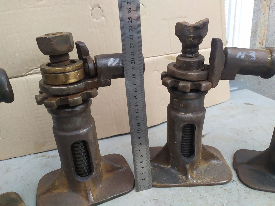 Домкрат УАЗ 2 ТН